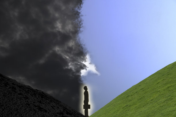 一个考虑可持续发展的商人图片下载