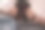 年长的女人数着钱。一位白发苍苍的白种老妇人从钱包里拿出钱，数了数。老手手里拿着钞票。图片下载