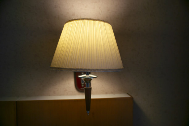 常见的床头灯图片下载