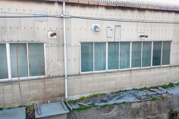 在日本拍摄的老工厂照片图片下载