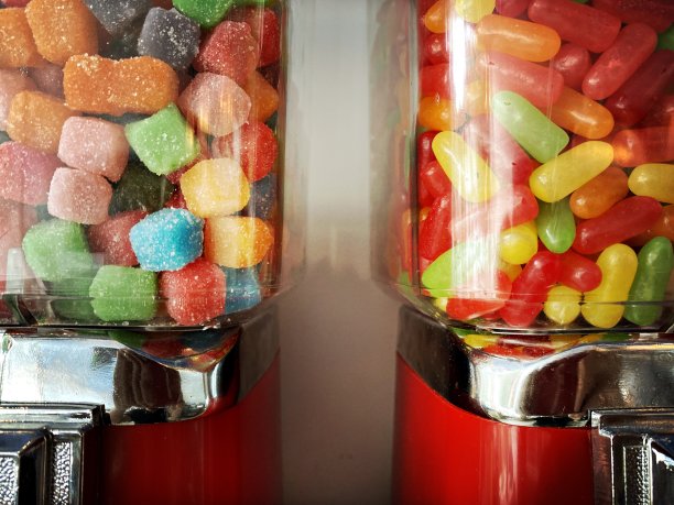 糖果在旧时尚分配器图片下载