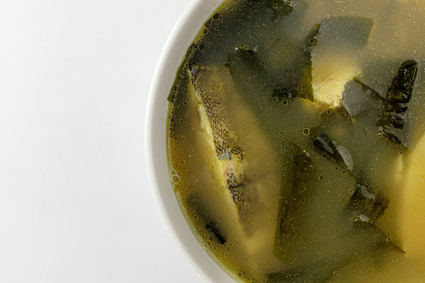 比目鱼紫菜汤图片下载