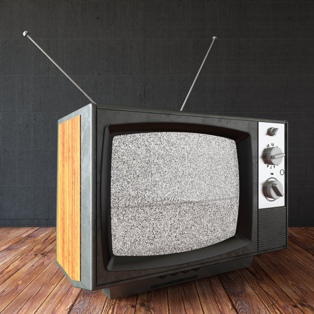 老复古电视与空白屏幕对黑墙图片下载