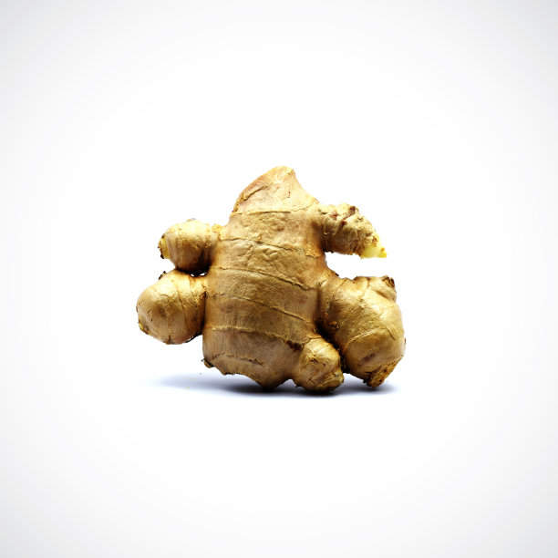 一种由植物根茎制成的热的芳香香料。它被切碎或磨成粉末用于烹饪，在糖浆中保存或制成糖果。图片下载