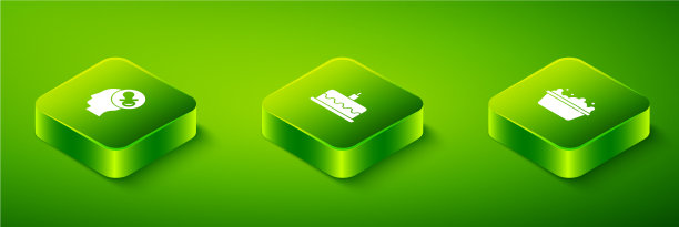 在蛋糕上放上燃烧的蜡烛，宝贝图片下载