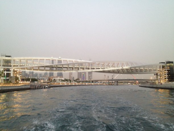 迪拜运河和利瓦沙漠图片下载