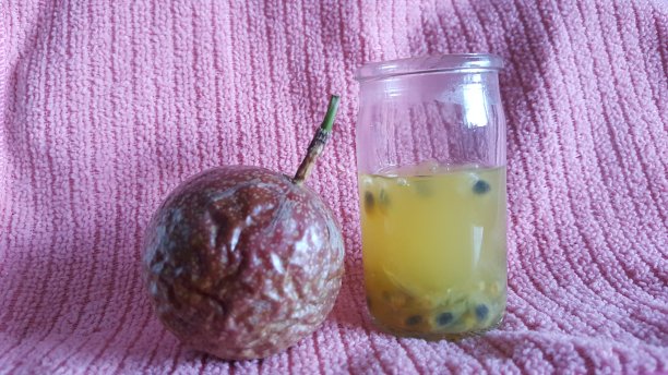 百香果果汁图片下载