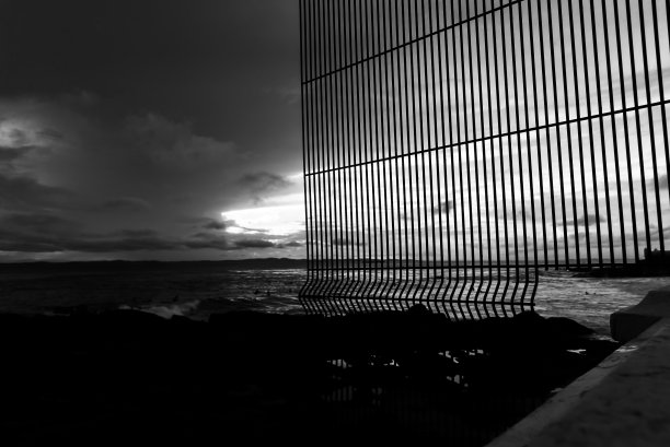 篱笆的轮廓图片下载