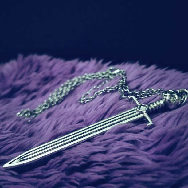 剑项链图片下载