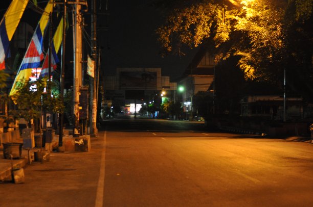 异国情调的晚上图片下载