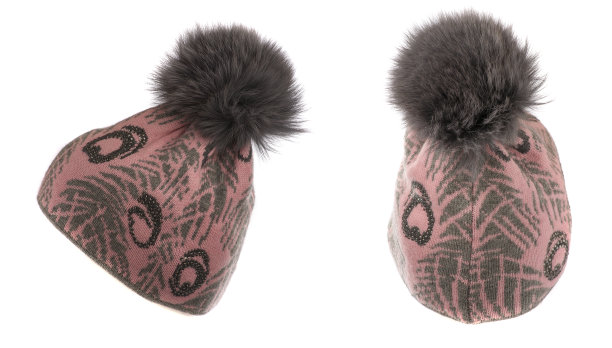 针织豆豆孤立在白色背景图片下载