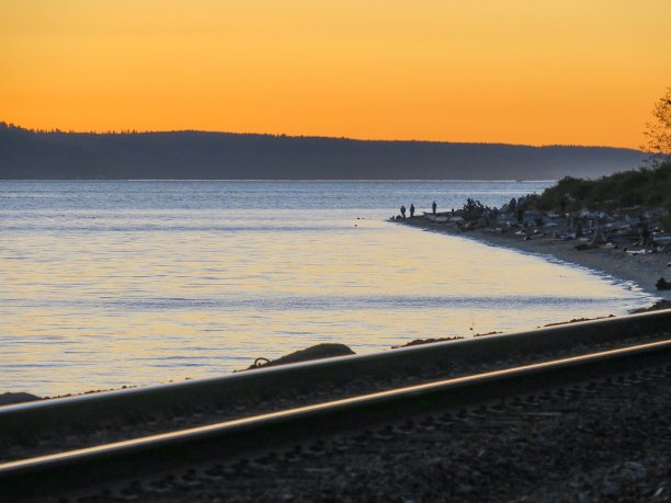 铁路在黄昏图片下载