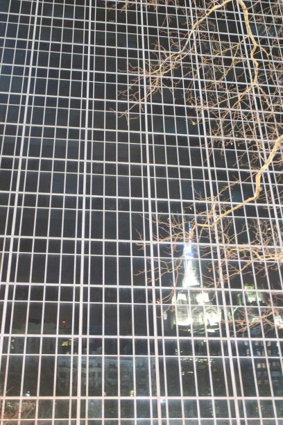 帝国大厦的倒影图片下载