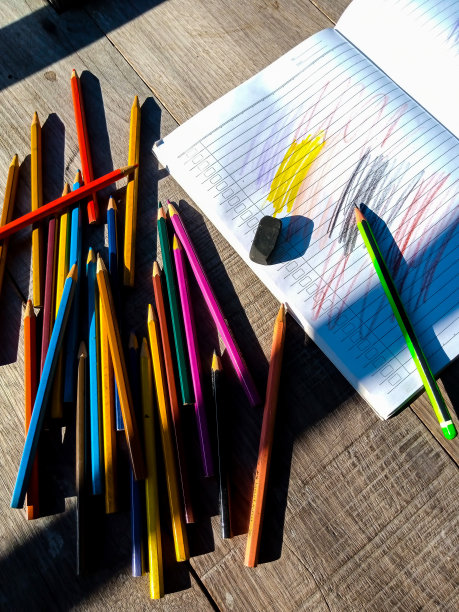 画在纸上图片下载