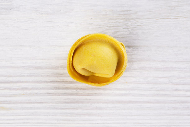 原料新鲜的饺子图片下载