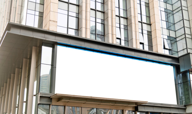 墙上的空白广告牌图片下载