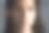 近距离拍摄的严肃美丽的千禧一代年轻女性图片下载