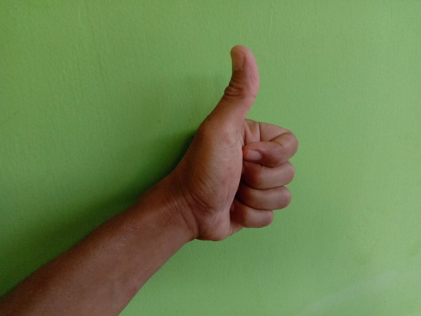 大拇指的象征图片下载