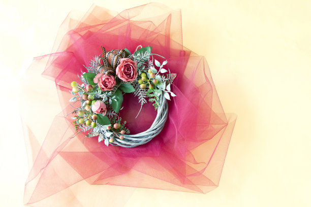 秋天的玫瑰花环图片下载