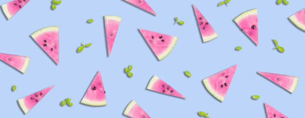 鲜甜西瓜切片。夏季素食健康清爽小吃。图片下载