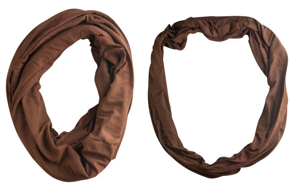 夏天的围巾。彩色的围巾。围巾俯视图图片下载