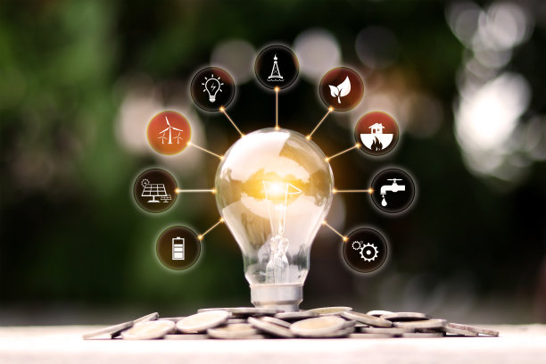 发光的节能灯泡和能源图标能源和环境的概念图片下载