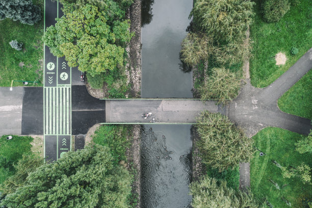 Sosnowiec城市大厦，波兰西莱西亚市航拍无人机照片视图图片下载