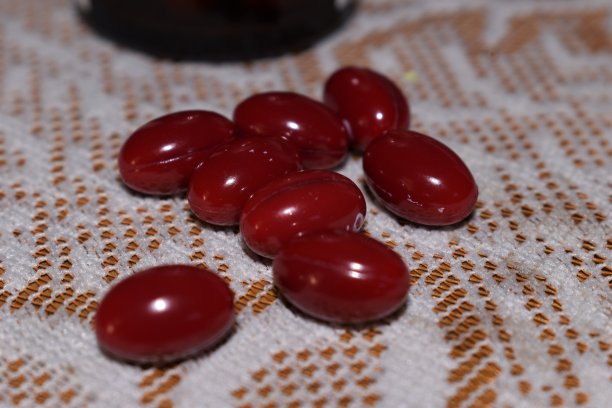 补铁药片或健康生活药图片下载