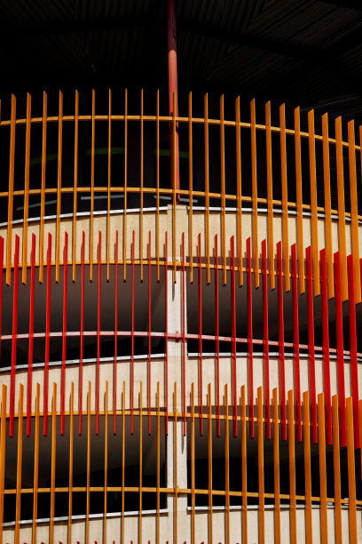 城市里五颜六色的建筑图片下载