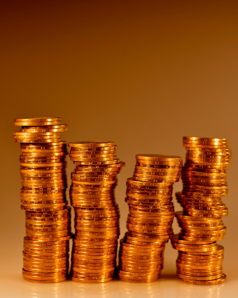 四堆金币。图片下载