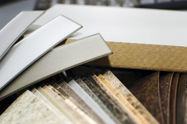 塑料厨房台面的材料和边缘。图片下载