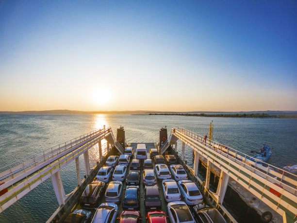 大型渡船图片下载