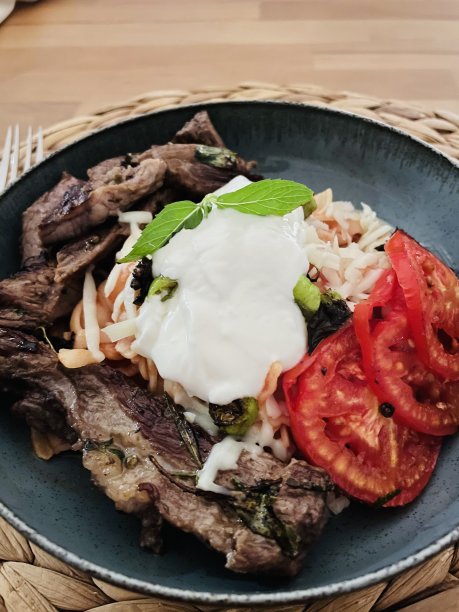 钩虫和意大利面图片下载