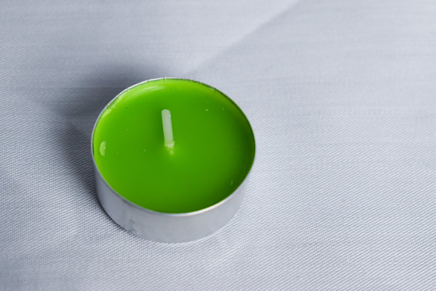 绿色熏蜡烛图片下载