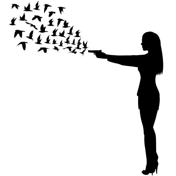 一个美丽性感的女人的剪影射击和鸟从枪里出来图片下载
