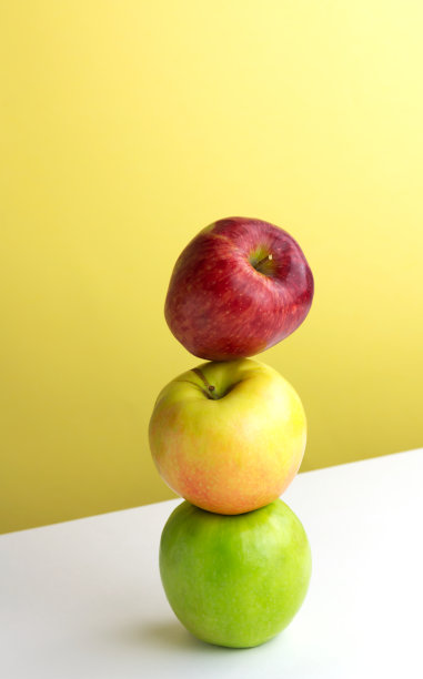 平衡蔬菜，创意理念图片下载