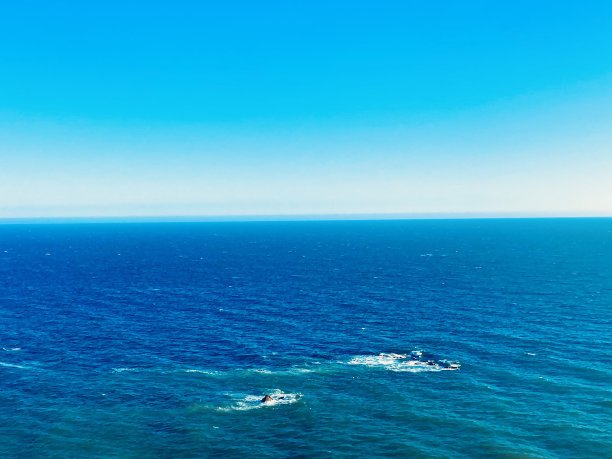 蓝色的大海图片下载