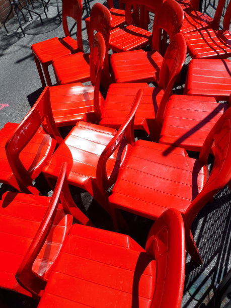 红色的椅子图片下载