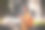 美丽的年轻女人与时尚的背包和咖啡在城市街道图片下载