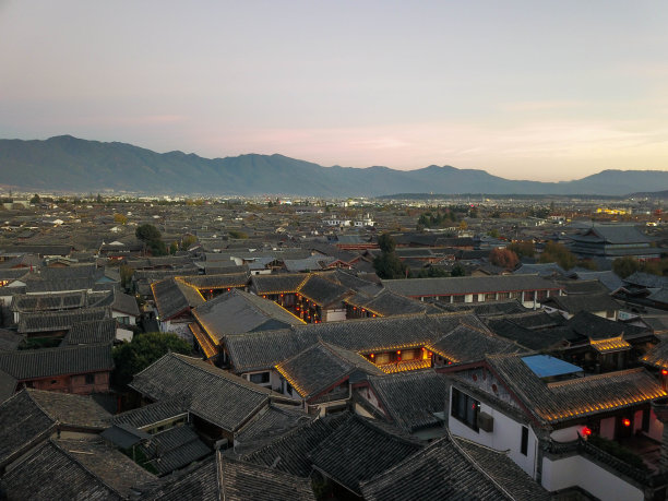 丽江古城鸟瞰图图片下载