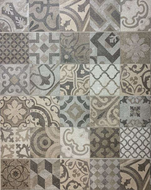 近景瓷砖与现代和古典的图案。图片下载