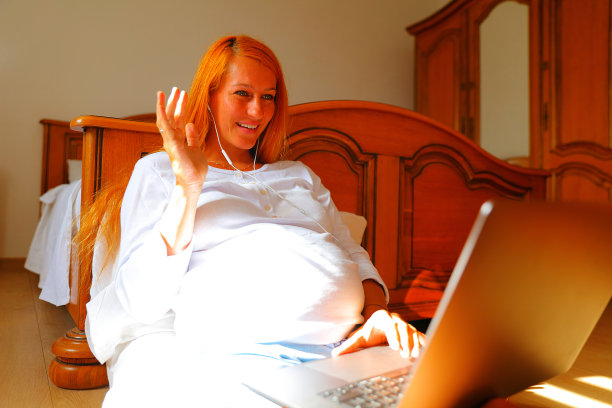 在家工作图片下载