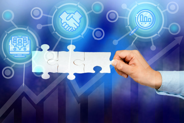 手握拼图块解锁新的未来技术。掌上电脑谜题部分显示解决后期创新虚拟想法。图片下载