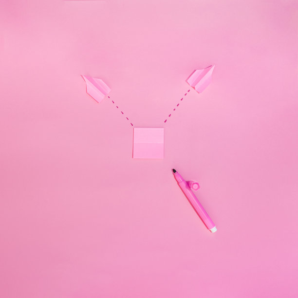 战略概念的想法。商业和学校书桌的概念。平躺图片下载