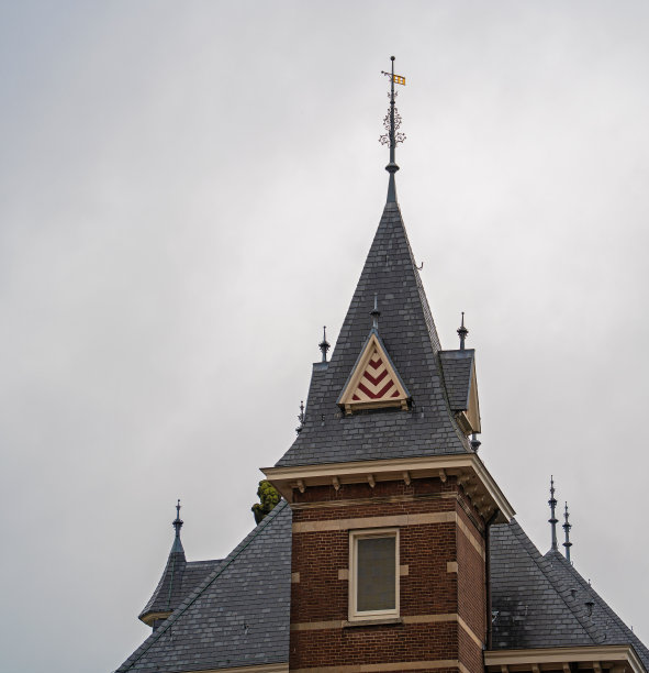 以小塔作为建筑装饰的建筑细部图片下载