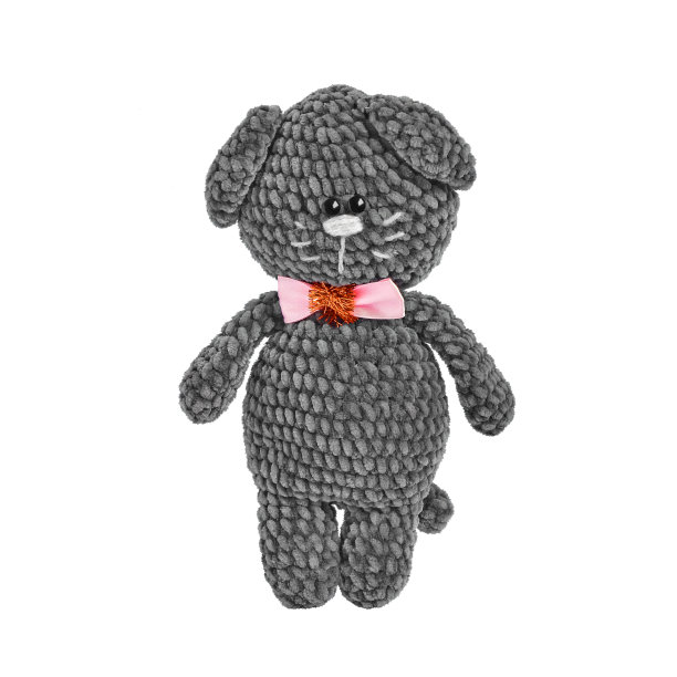 钩针猫孤立在白色背景。儿童软装饰玩具。刺绣。图片下载