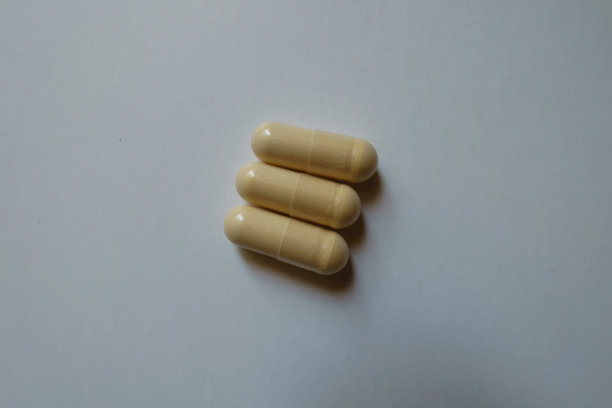 组三粒米色乳蓟提取物胶囊图片下载
