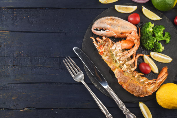 热月龙虾，奶油芝士烤龙虾，柠檬芝士波士顿龙虾图片下载