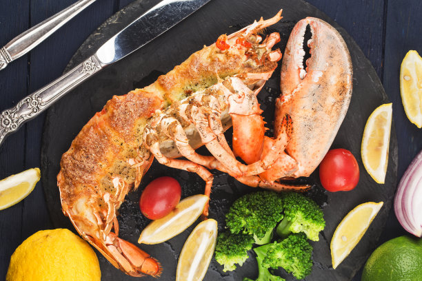 热月龙虾，奶油芝士烤龙虾，柠檬芝士波士顿龙虾图片下载