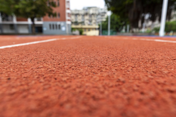 学校的跑道图片下载